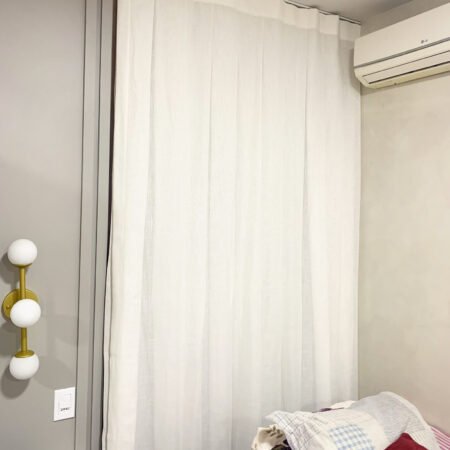 Conte com nossos especialistas para a instalação perfeita das cortinas e persianas escolhidas. Nossa equipe experiente garante que seus produtos fiquem impecáveis ​​e funcionem perfeitamente.